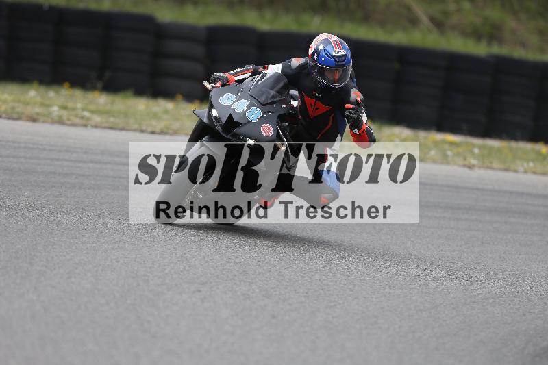 /Archiv-2025/04 13.04.2025 Get Faster Caremotion ADR/Gruppe gruen/848